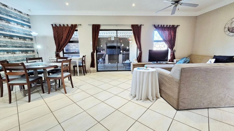 3 Bedroom Property for Sale in Morningside Eastern Cape